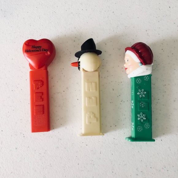 Pez Dispensers Mrs. Claus, Valentine and Snowman - Picture 4 of 6